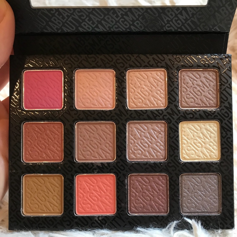 Sigma eyeshadow palette